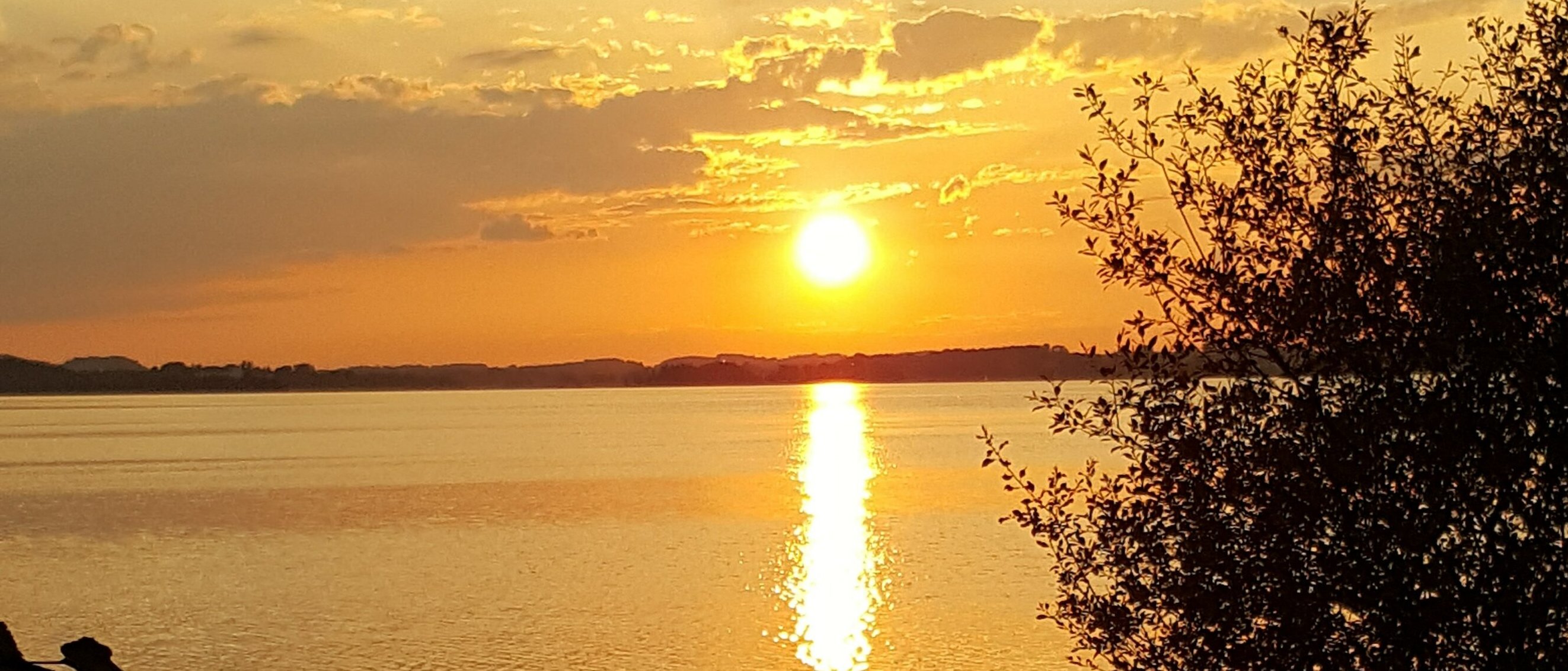 G. Kögler Sonnenuntergang am Chiemsee